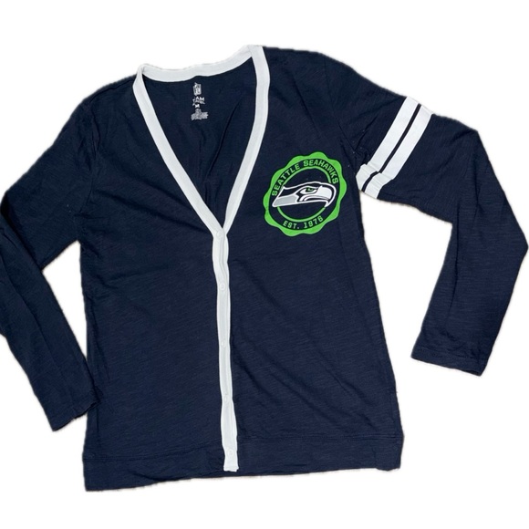 Seattle Seahawks long Sleeve Cardi ~MED~ - Picture 2 of 14